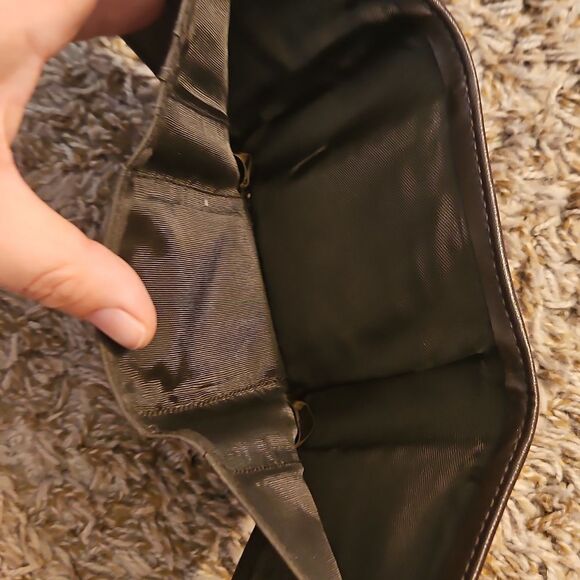 Relic Red Tooled Paisley Leather Trifold Wallet | Excellent Condition - Picture 5 of 5